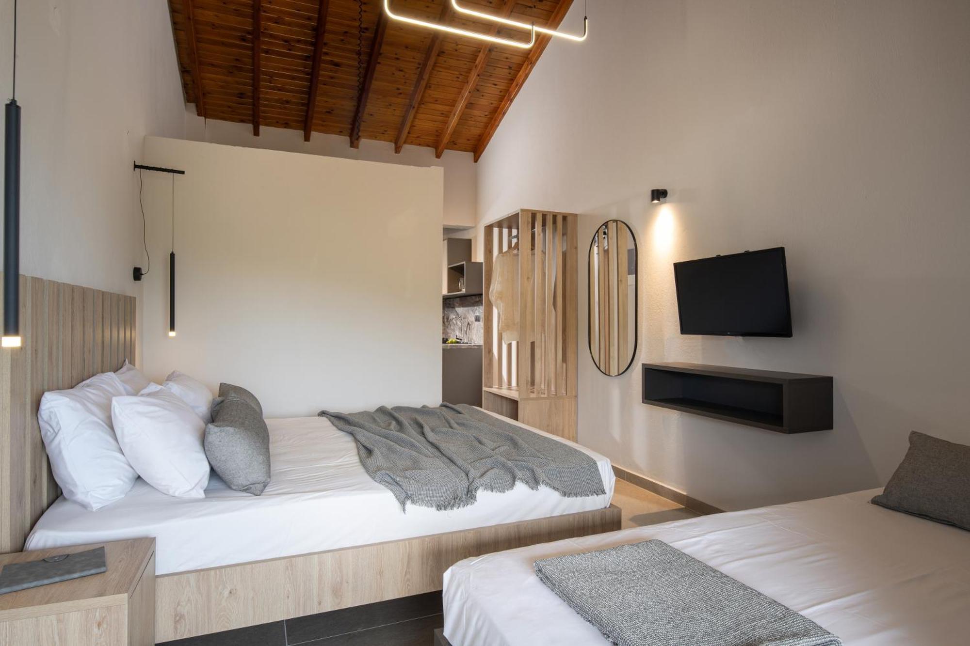 Erifili At Sarti Beach Apartments & Studios Exterior foto